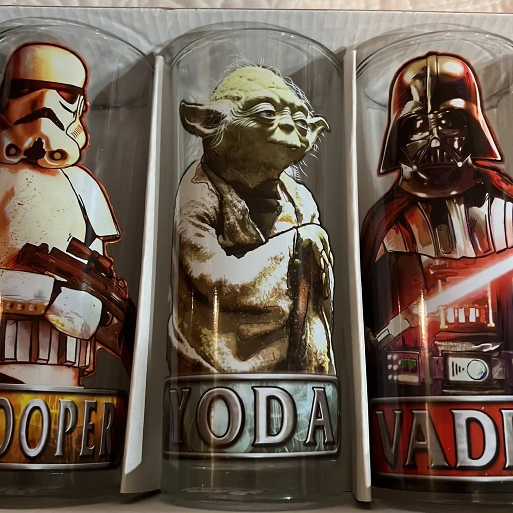 Star Wars glassware set, new in package‎